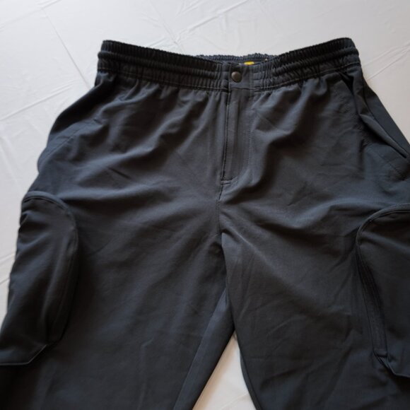 Under Armour Men's Project Rock Woven Cargo Pants - Black - Size L - Picture 4 of 11